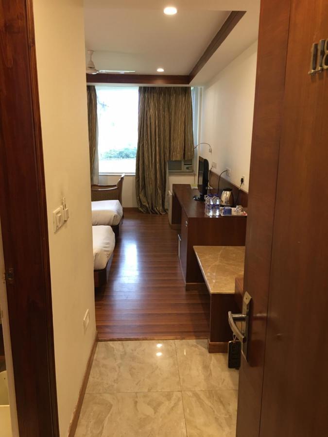 Hotel Jammu Ashok Extérieur photo