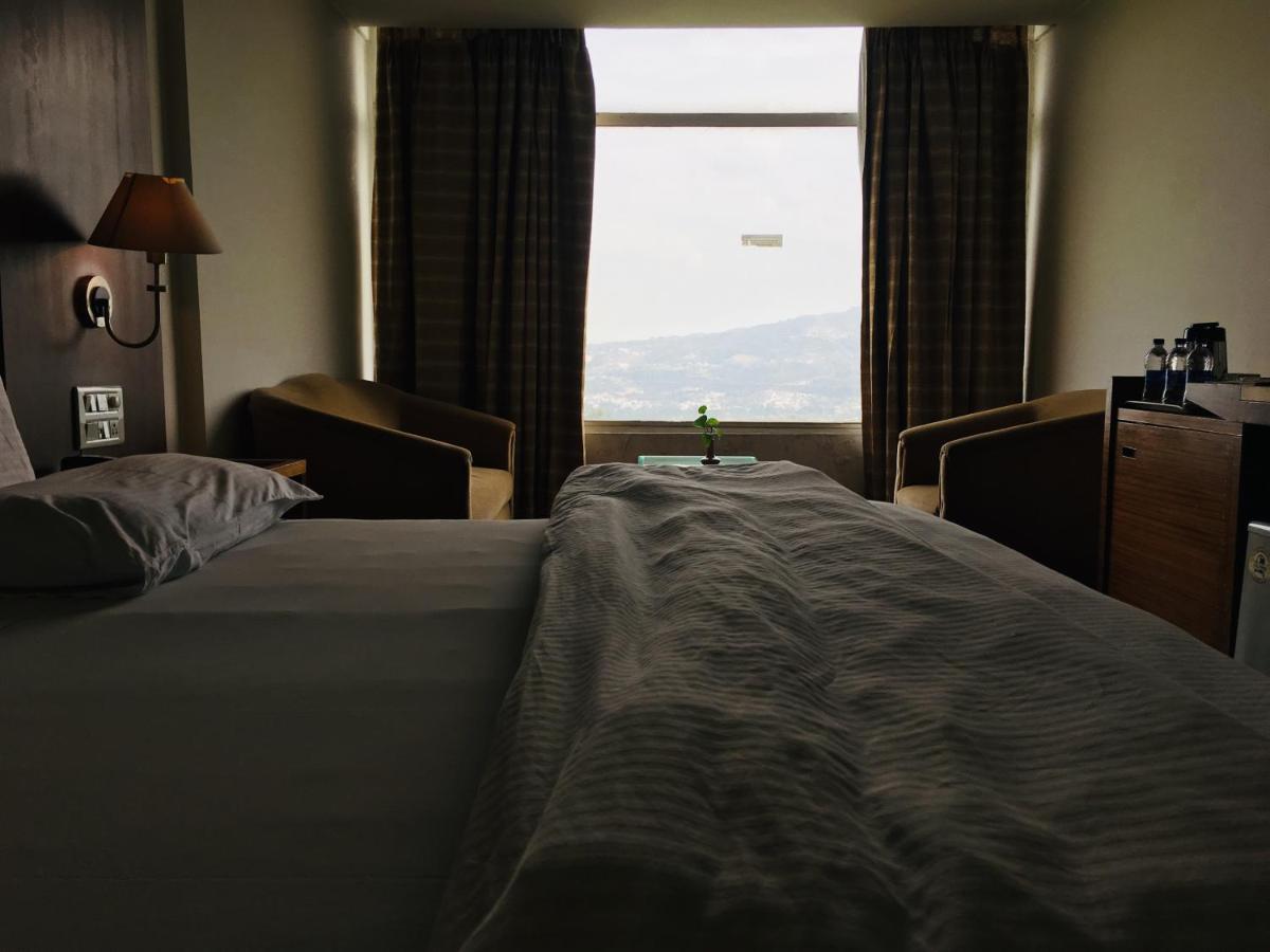 Hotel Jammu Ashok Extérieur photo