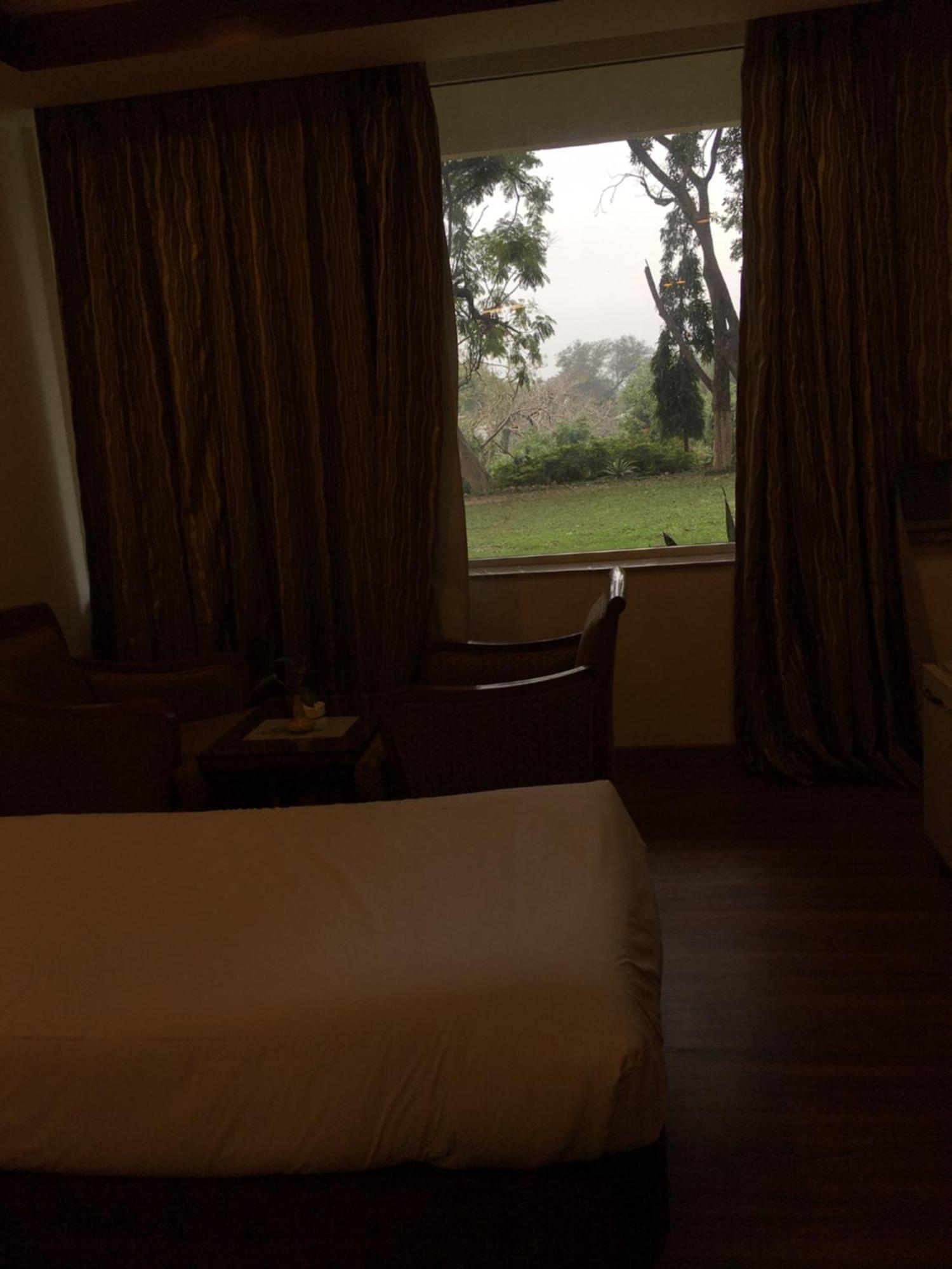 Hotel Jammu Ashok Extérieur photo